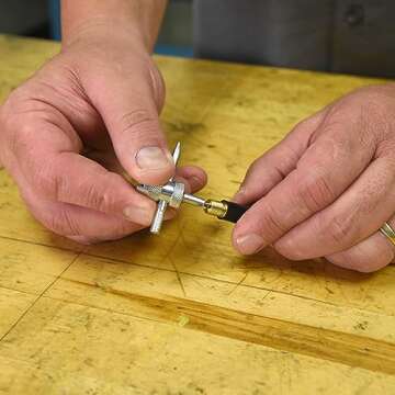 Slime 20088 Valve Tool, 4-Way, Plus Valve Cores for All Types of Tire