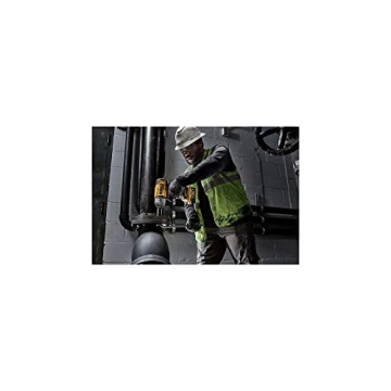 Powerful DEWALT 20V MAX Cordless Impact Wrench Kit