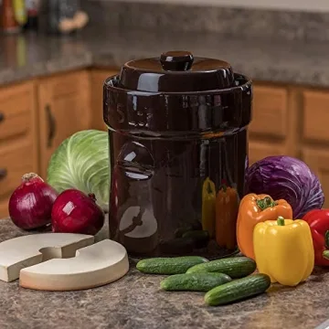 Lehman's 1 Gallon European Fermenting and Pickling Crock