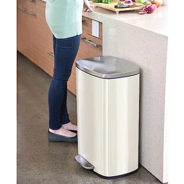 Stylish 13.2 Gallon Ivory White Trash Can with Odor Control