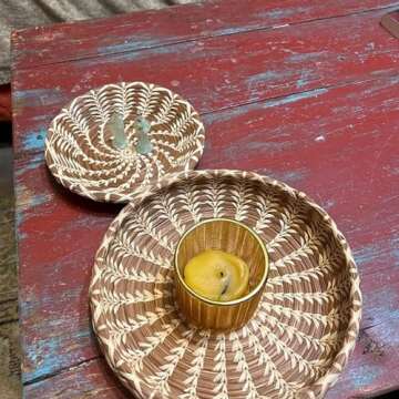 Small Key Bowl for Entryway Table Wicker Decorative Bowls Keys Holder Basket Handmade Woven Display Wall Baskets Rattan Fruit Candy Wallet Storage Organizing Kitchen Countertop (Sedge Fibers)