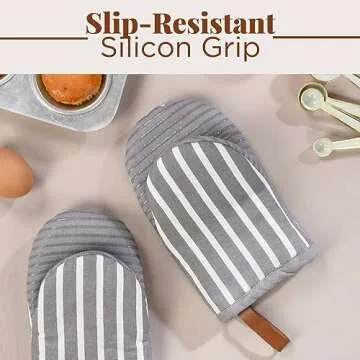 Folkulture Mini Oven Mitts Heat Resistant 5.75" x9", Set of 2 Short Oven Mitts With Hanging Loop, 100% Cotton Oven Gloves or Kitchen Mittens, Small Oven Mitt Set or Silicone Oven Mit | Valentine Gifts