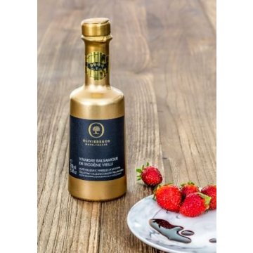 Gold Balsamic Vinegar of Modena | Gourmet Culinary Delight