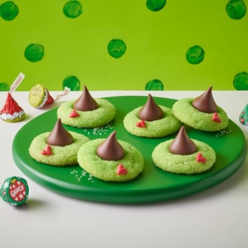 HERSHEY'S KISSES Grinch Chocolate Bulk Bag, 37.28 oz