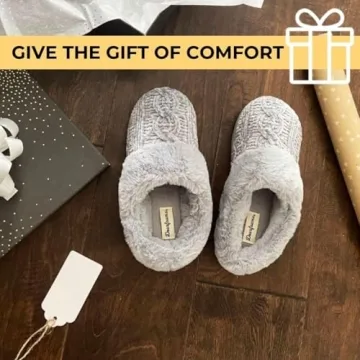 Dearfoams Women's Stylish Chenille Clog Slippers