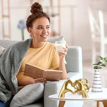 MOYI Love Heart Shape Statue - Elegant Gift for All Occasions