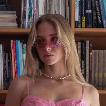 GUVIVI Y2K Wrap Around Sunglasses for Men and Women