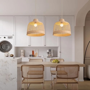 Elegant Hand-Woven Rattan Pendant Light Fixture for Home