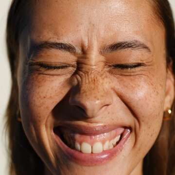 Lumene Nordic C Fresh Glow Brightening Gel Mask - Gentle Vitamin C Face Mask - Arctic Cloudberry AHA Exfoliant for Glowing Skin - Hydrating Facial Mask - (150mL)