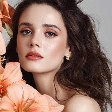 Elegant Handmade 14K Gold Hoop Earrings for Women