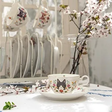 123Arts Ceramic Cat and Flower Teacup Set with Saucer