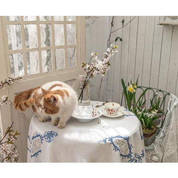123Arts Ceramic Cat and Flower Teacup Set with Saucer