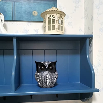 HOWFIELD Resin Owl Statue - Elegant Home Decor Accent