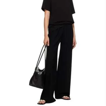 VorisVina White Ankle Strappy Thong Sandals for Women Cute Suede Flat Sandals Ladies Summer Dressy Beach Flip Flops Sandals