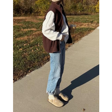 Stylish IMCTAH Women’s Lightweight Fleece Vest with Pockets