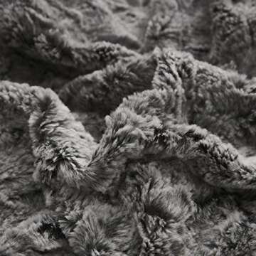 Uhamho Faux Rabbit Fur Pillowcases Standard Queen Set of 2 Solid Velvet Back Throw Pillow Cover Zipper Closure Soft and Fluffy Modern Home Decorative (Gray Ombre, 20"x26")