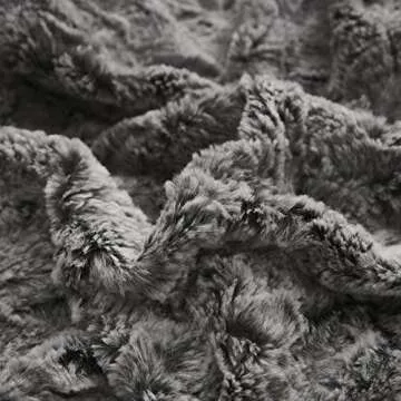 Uhamho Faux Rabbit Fur Pillowcases Standard Queen Set of 2 Solid Velvet Back Throw Pillow Cover Zipper Closure Soft and Fluffy Modern Home Decorative (Gray Ombre, 20"x26")