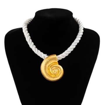 XUN Zhe Boho Conch Shell Starfish Pendant Necklace Ocean Animal Sea Shell Statement Necklace Bohemian Beach Spiral Shell Clavicle Necklace Jewelry for Women (Conch Gold)