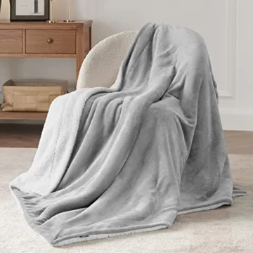 Bedsure Sherpa Fleece Throw Blanket - Soft & Cozy