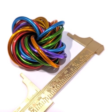 Möbii Fidget Ball: Discreet Stress Relief Toy for All Ages