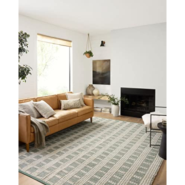 Loloi Angela Rose Colton Collection Ivory/Sage Accent Rug