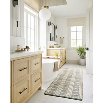 Loloi Angela Rose Colton Collection Ivory/Sage Accent Rug