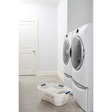 Rubbermaid Hip-Hugger Laundry Basket - Durable & Spacious