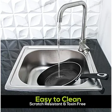 Utopia Kitchen Saute Fry Pan - Nonstick Frying Pan - 11 Inch Induction Bottom - Aluminum Alloy and Scratch Resistant Body - Riveted Handle (Grey-Black)