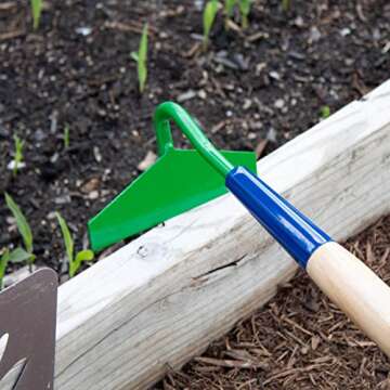Lehman's Amish-Made Garden Hoe - 6 Inch Sharp Blade Weeding and Garden Soil Preparation Tool