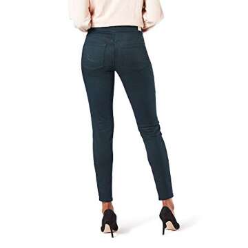 Levi Strauss Signature Gold Women's Totally Shaping Pull-on Skinny Jeans (Available in Plus Size), Immaculate, 8 Long