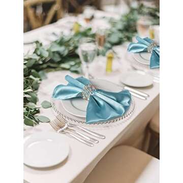 Feyarl Set of 4 Crystal Napkin Rings Sparkly Bling Napkin Holders Table Dinner Napkin Holder for Wedding Centerpieces Special Occasions Celebration Festival Decoration