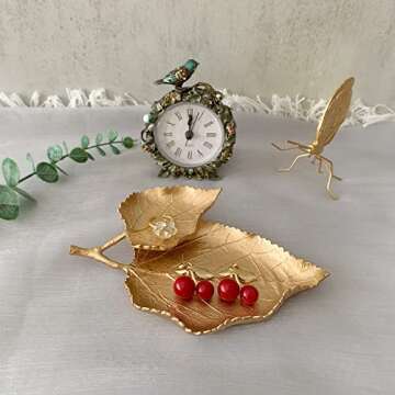 Elegant Jewelry Dish - Leaf Shaped Organizer for All Gifts