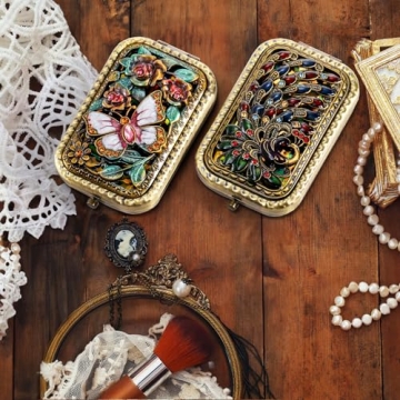 Vintage Foldable Makeup Mirror Set - Chic Gift for Her