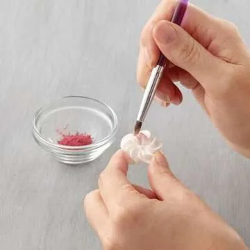 Wilton 2-Piece Dusting Brush Set for Cake Decorating