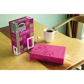 NIV Women's Devotional Bible Leathersoft Pink Edition