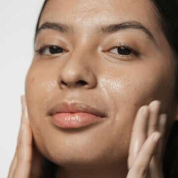 Clinique Acne Solutions Oil Control Cleansing Gel with 2% Salicylic Acid For Acne-Prone Skin, 4.2 Fl Oz