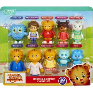 Daniel Tiger Neighborhood Figure Set with Exclusive Pandy