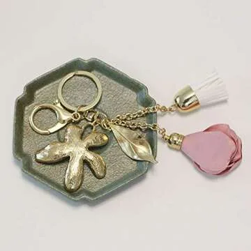 SWJEWEL Flower Keychain - Stylish Rhinestone Charm