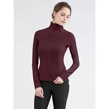 Women's Lightweight Full Zip Workout Jacket in Wine Tasting