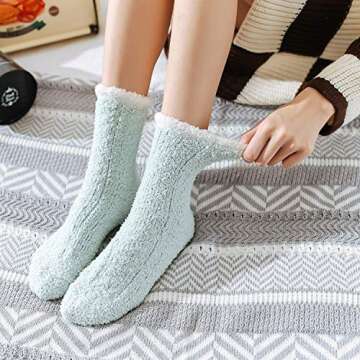 Century Star Women's Cozy Slipper Socks for Winter Comfort