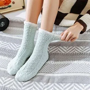 Century Star Women's Cozy Slipper Socks for Winter Comfort
