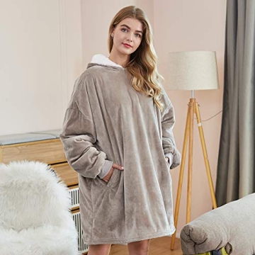 Felicigeely Cozy Hoodie Blanket with Pockets