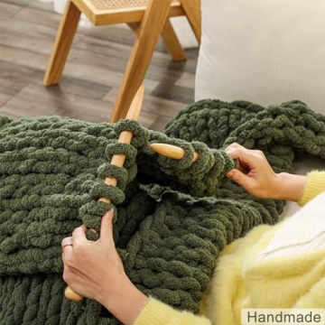 WESHIONGOO Chunky Knit Olive Green Blanket - Fluffy & Soft