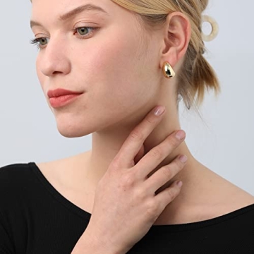 LOUMILEO Chunky Gold Hoop Earrings for Stylish Women