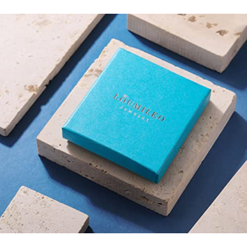 LOUMILEO Chunky Gold Hoop Earrings for Stylish Women