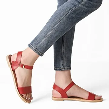 Stylish DREAM PAIRS Women's Flat Sandals for Summer