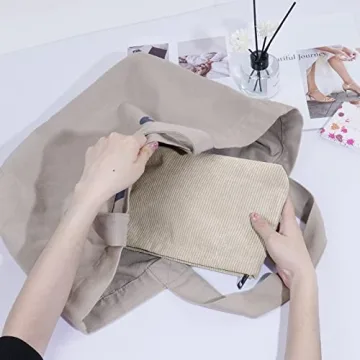 Stylish MAANGE Cosmetic Bag for Organization and Travel