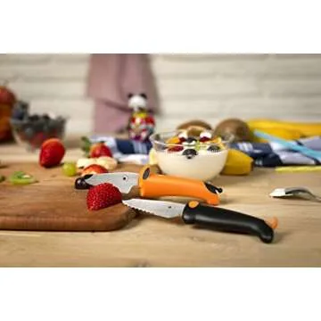 Kuhn Rikon Kinderkitchen Dog Knife for Safe Cooking