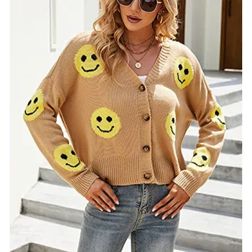 Stylish Chouyatou Women's Smile Face Cardigan Jacket