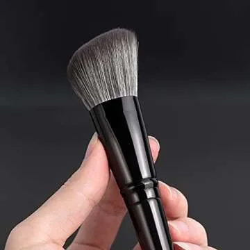 Anmor Contour Brush for Perfect Contouring and Blending